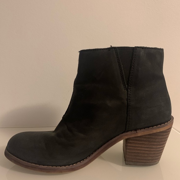 Black ankle boots - Picture 2 of 5